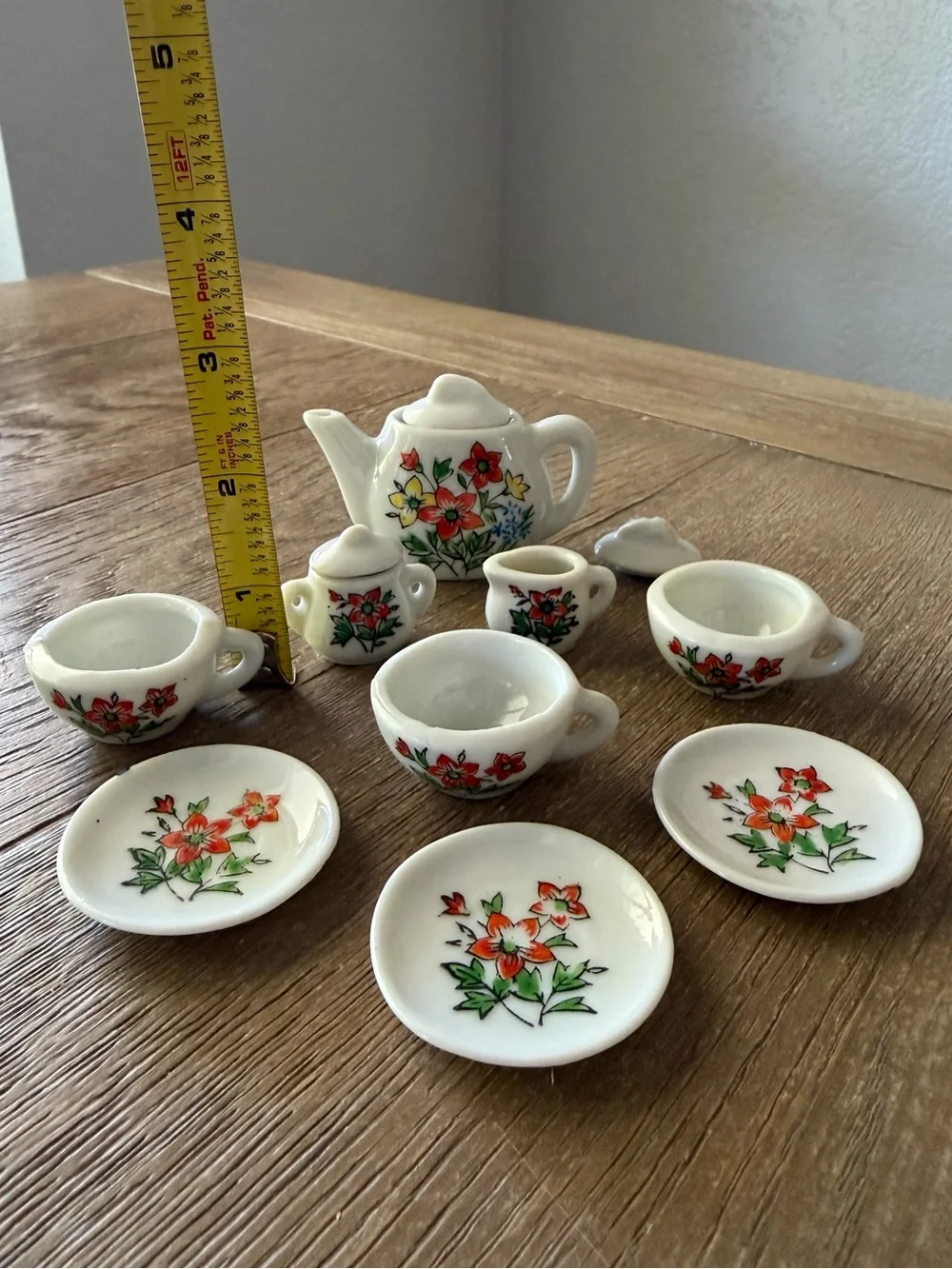 Vintage Miniature Porcelain Tea Set Made in Japan, Floral Pattern, 12 piece, EUC - Picture 4 of 14